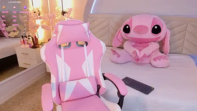 amy miller1 online show from February 27, 2026, 8:08 pm