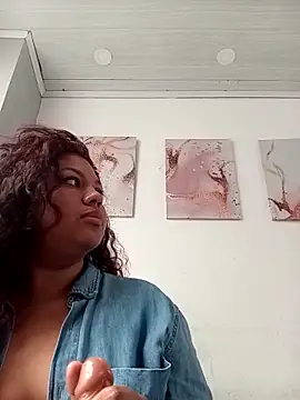 CloeStron online show from November 1, 2025, 2:00 pm