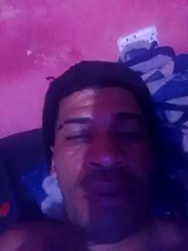 Snapshot of shessAz chatting on April 2, 2026, 11:22 pm shessAz online show from April 2, 2026, 11:22 pm