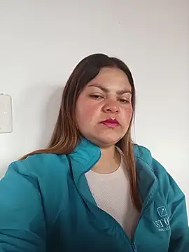 LUCIANA  99 online show from October 7, 2025, 1:23 pm