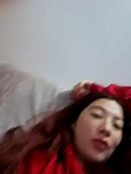 lunnaa  online show from January 14, 2026, 5:11 am