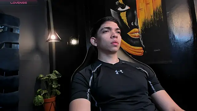 Eryonbradley online show from December 3, 2025, 11:20 am