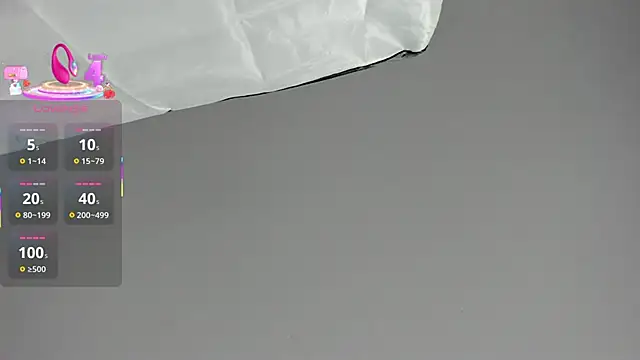 veronica hill  online show from November 24, 2025, 3:06 am