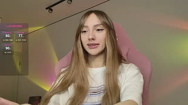 Snapshot of Lunainnk chatting on September 29, 2025, 11:43 pm Lunainnk online show from September 29, 2025, 11:43 pm