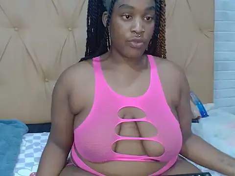 Snapshot of SexyyRedxxx chatting on June 11, 2026, 6:38 pm SexyyRedxxx online show from June 11, 2026, 6:38 pm