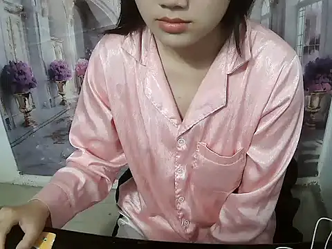 Snapshot of Linda-24 chatting on January 31, 2026, 9:57 pm Linda-24 online show from January 31, 2026, 9:57 pm