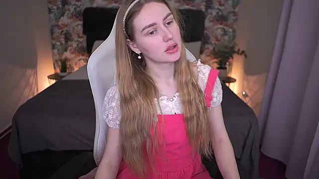 GabriellaJass online show from January 13, 2026, 5:28 pm