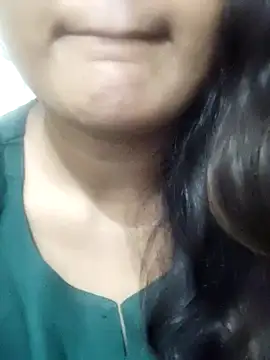 Cute pinkii online show from December 5, 2025, 7:45 pm