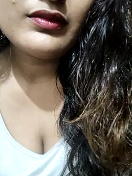 Cute pinkii online show from October 27, 2025, 7:59 pm