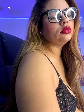 Snapshot of Velveet_x chatting on October 8, 2025, 11:56 am Velveet x online show from October 8, 2025, 11:56 am