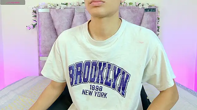 lana and liam  online show from January 15, 2026, 9:45 am