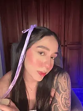 Snapshot of KaditaNavarro chatting on March 4, 2026, 11:12 pm KaditaNavarro online show from March 4, 2026, 11:12 pm