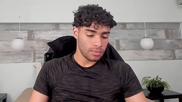 RaphaelDufort online show from January 8, 2026, 8:04 pm