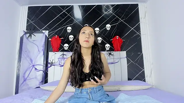 Snapshot of SweettGiselle- chatting on October 20, 2025, 8:42 pm SweettGiselle- online show from October 20, 2025, 8:42 pm