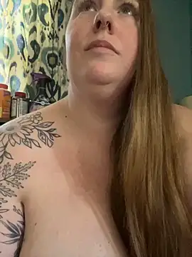 Domimommy420 online show from October 16, 2025, 4:48 pm