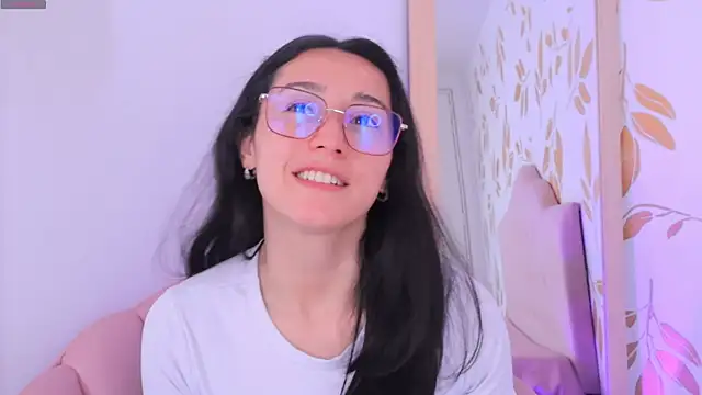 Snapshot of Ginevra_esposito chatting on November 18, 2025, 1:03 pm Ginevra esposito online show from November 18, 2025, 1:03 pm