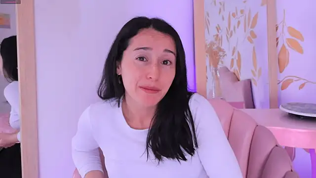 Snapshot of Ginevra_esposito chatting on November 27, 2025, 12:49 pm Ginevra esposito online show from November 27, 2025, 12:49 pm