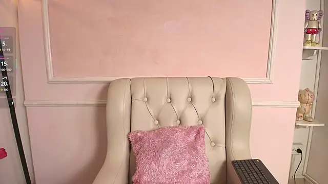 Snapshot of Ginevra_esposito chatting on November 24, 2025, 1:11 pm Ginevra esposito online show from November 24, 2025, 1:11 pm