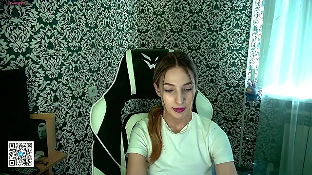 SofiaRoud online show from January 13, 2026, 10:19 am