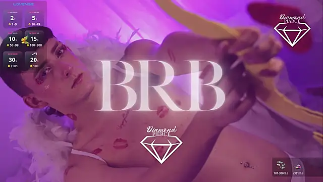 Diamond Piarce online show from October 22, 2025, 3:39 am