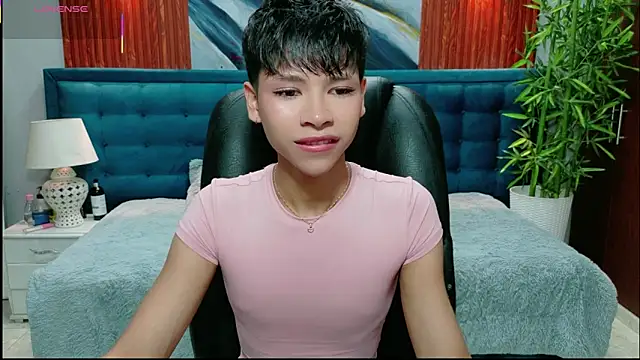 Snapshot of dilan_911 chatting on February 7, 2026, 6:27 pm dilan 911 online show from February 7, 2026, 6:27 pm