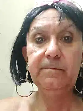 Emily de Carla online show from June 24, 2026, 2:26 pm