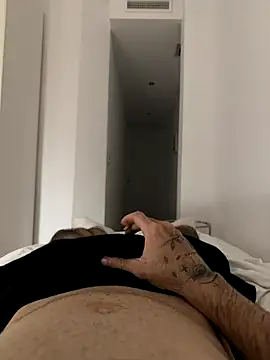 marc944 online show from December 2, 2025, 11:06 pm