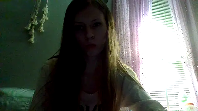 sarah2007 online show from December 16, 2025, 12:59 am