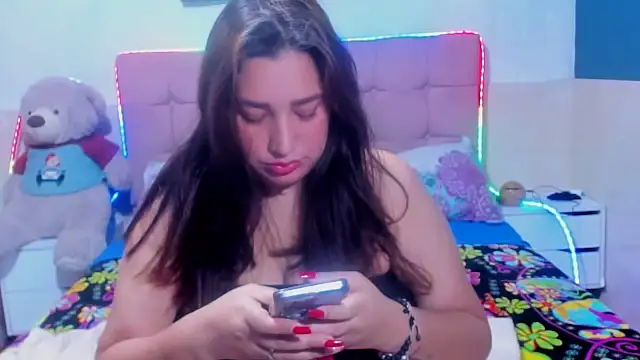 Snapshot of Arianna_Hot777 chatting on September 11, 2025, 9:37 pm Arianna Hot777 online show from September 11, 2025, 9:37 pm