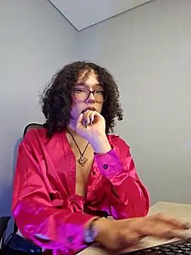 Dark nina  online show from October 12, 2025, 2:40 pm