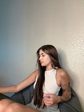 vexlana online show from September 11, 2025, 1:11 pm