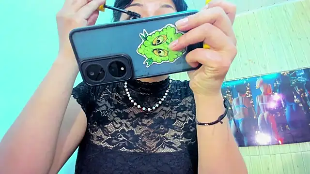 Raven Rouge  online show from October 22, 2025, 4:23 am