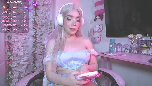 victoriabb28 online show from July 3, 2026, 3:35 am