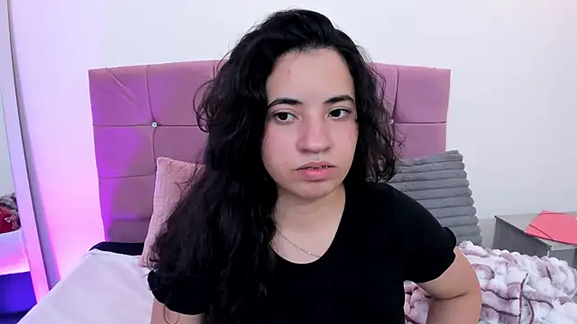 Nicol Chang online show from February 20, 2026, 8:44 pm