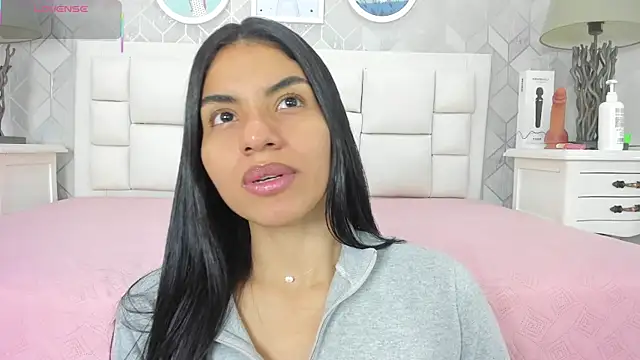 Snapshot of naia_cox chatting on November 8, 2025, 3:43 am naia cox online show from November 8, 2025, 3:43 am