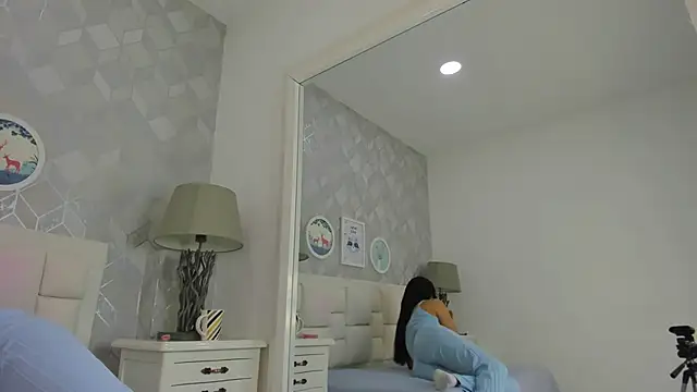 Snapshot of naia_cox chatting on November 13, 2025, 3:43 am naia cox online show from November 13, 2025, 3:43 am