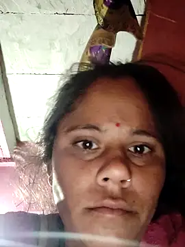 Snapshot of Hot-ilaiy chatting on October 28, 2025, 11:36 pm Hot-ilaiy online show from October 28, 2025, 11:36 pm