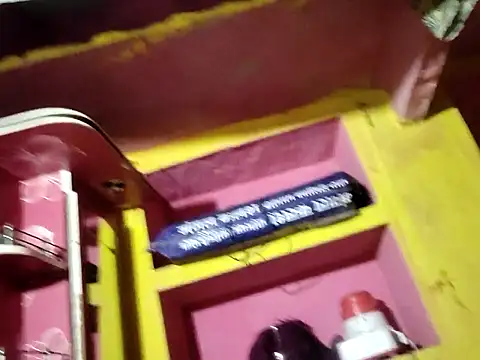 Snapshot of Hot-ilaiy chatting on October 12, 2025, 12:50 pm Hot-ilaiy online show from October 12, 2025, 12:50 pm