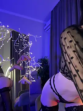 Snapshot of bigJuicyPussy chatting on February 1, 2026, 1:20 pm bigJuicyPussy online show from February 1, 2026, 1:20 pm