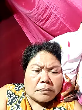 Mari fvcks online show from October 12, 2025, 10:00 pm