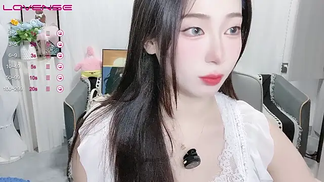 A SR 001 online show from October 13, 2025, 1:45 pm