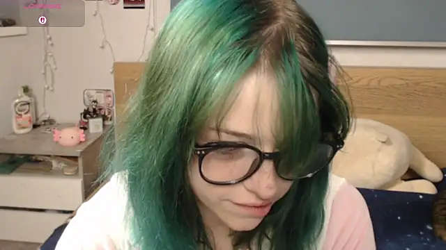 Snapshot of triplebakaaa chatting on October 23, 2025, 10:08 pm triplebakaaa online show from October 23, 2025, 10:08 pm