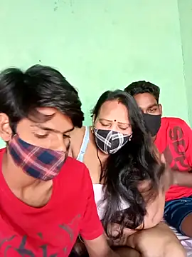 LoveOnStream online show from October 18, 2025, 7:21 am