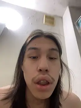 heytherepeoples717 online show from January 9, 2026, 12:45 pm