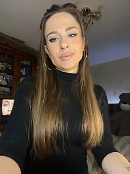 Snapshot of _shadylady_ chatting on October 20, 2025, 5:57 pm shadylady online show from October 20, 2025, 5:57 pm