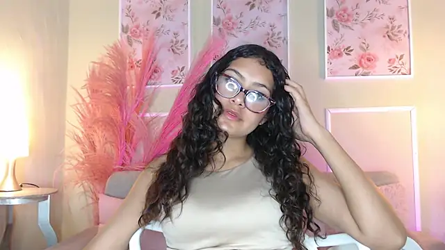 CurlyDani online show from September 23, 2025, 12:12 pm