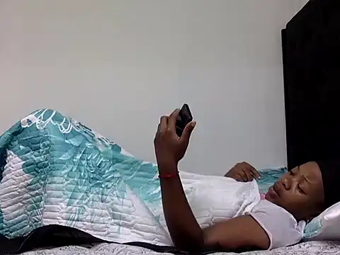 CandyNaynay online show from March 1, 2026, 8:36 am