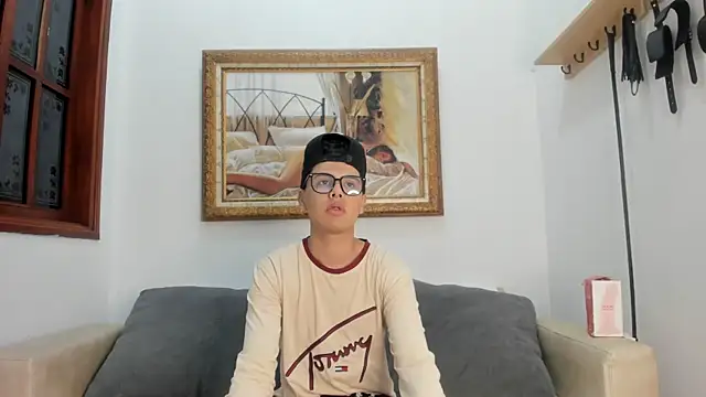 Snapshot of Felipe_Cold chatting on November 22, 2025, 2:43 am Felipe Cold online show from November 22, 2025, 2:43 am