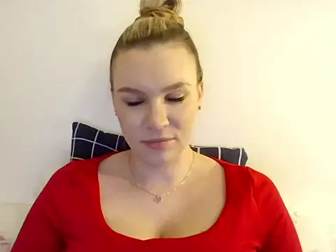 Snapshot of SadieBrilliance chatting on October 2, 2025, 6:11 pm SadieBrilliance online show from October 2, 2025, 6:11 pm
