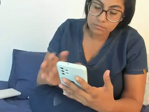 Snapshot of _Miaa_khalifa_ chatting on October 15, 2025, 12:13 pm Miaa khalifa online show from October 15, 2025, 12:13 pm